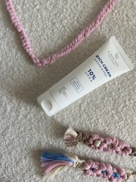 Prečo je dôležitá starostlivosť o ruky v jesennom a zimnom období? Ako sa správne starať o ruky?